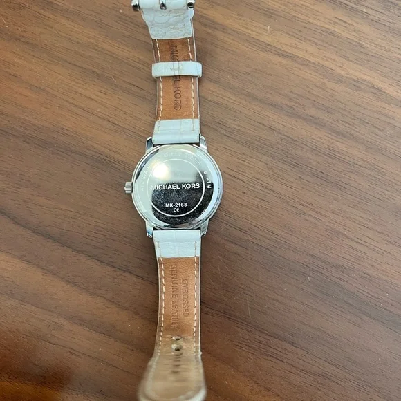 Michael Kors Silver and Cream Watch with Crystal Accents - Picture 5 of 5